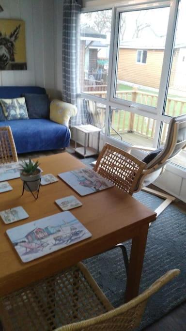 No 27 A Dog Friendly Rural Coastal Chalet Villa Seaton Luaran gambar